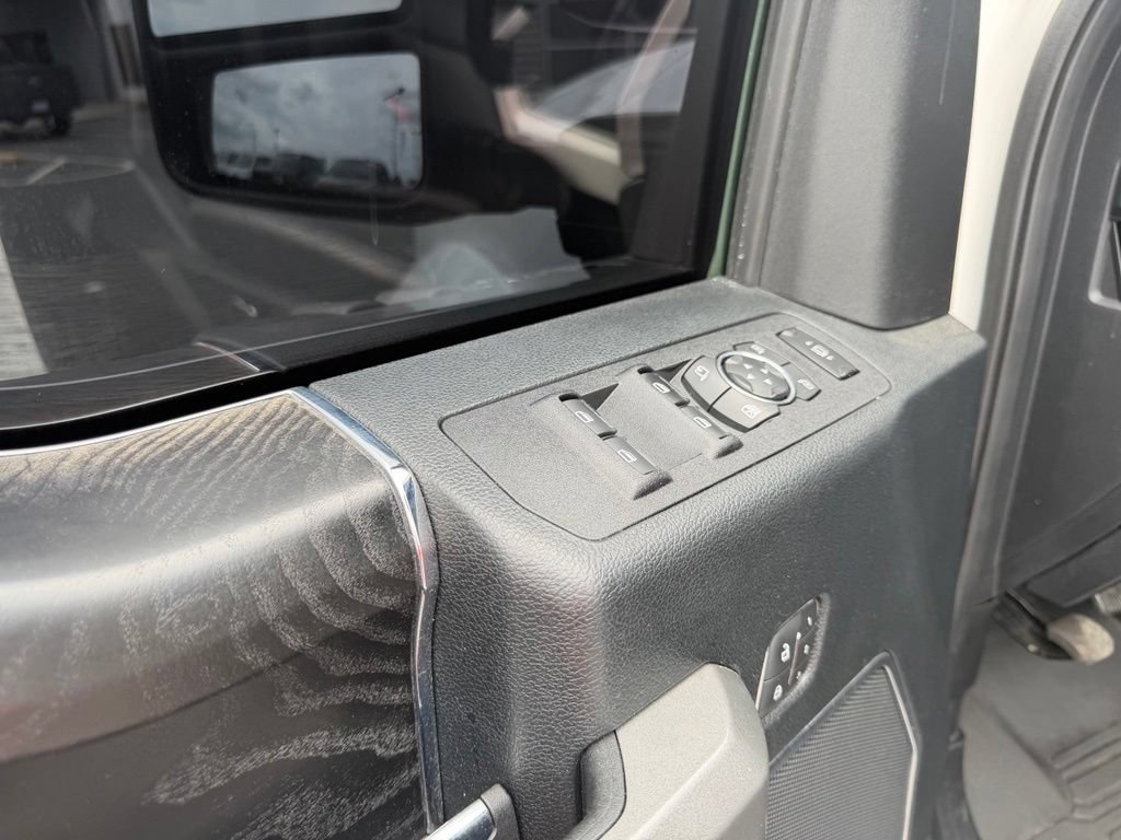 Used 2019 Ford F450 Platinum w/ Platinum Ultimate Package AWD/4WD image 15