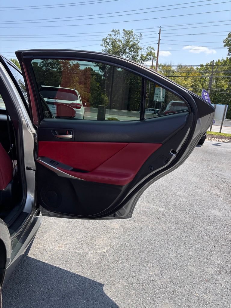 Used 2019 Lexus IS 300 F Sport w/ F Sport Package AWD/4WD image 51
