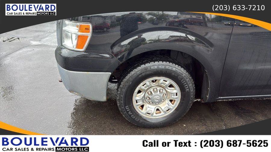 Used 2014 Nissan NV 2500 SV w/ V8 Appearance Package RWD image 9