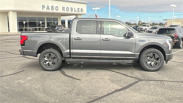 New 2025 Ford F150 Lightning Lariat image 2