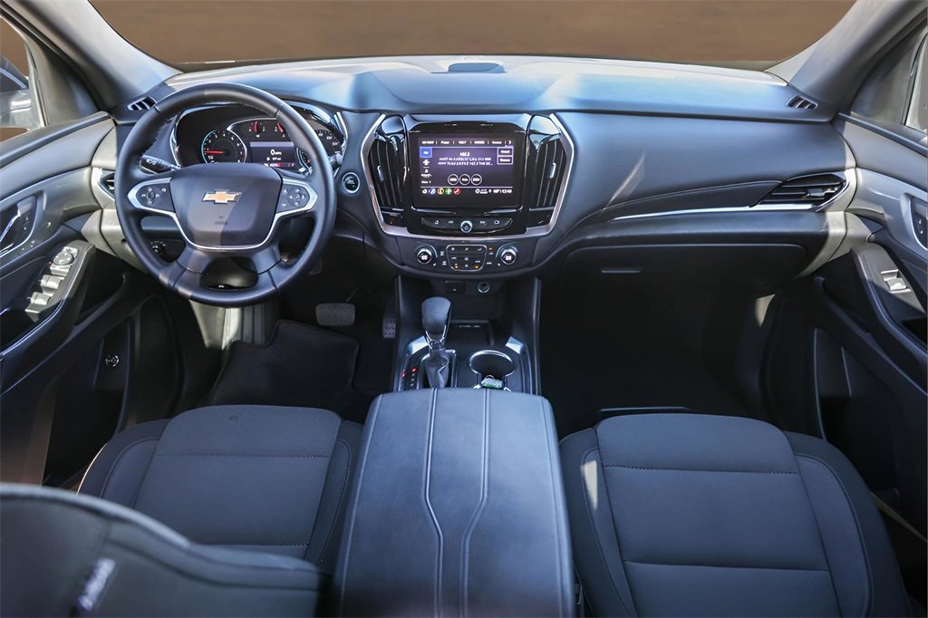 Used 2023 Chevrolet Traverse LT image 26