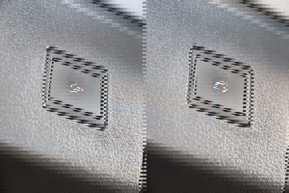 Used 2021 Volkswagen Atlas SE image 52