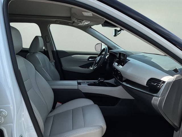 Used 2023 Nissan Rogue SL w/ SL Premium Package FWD image 10