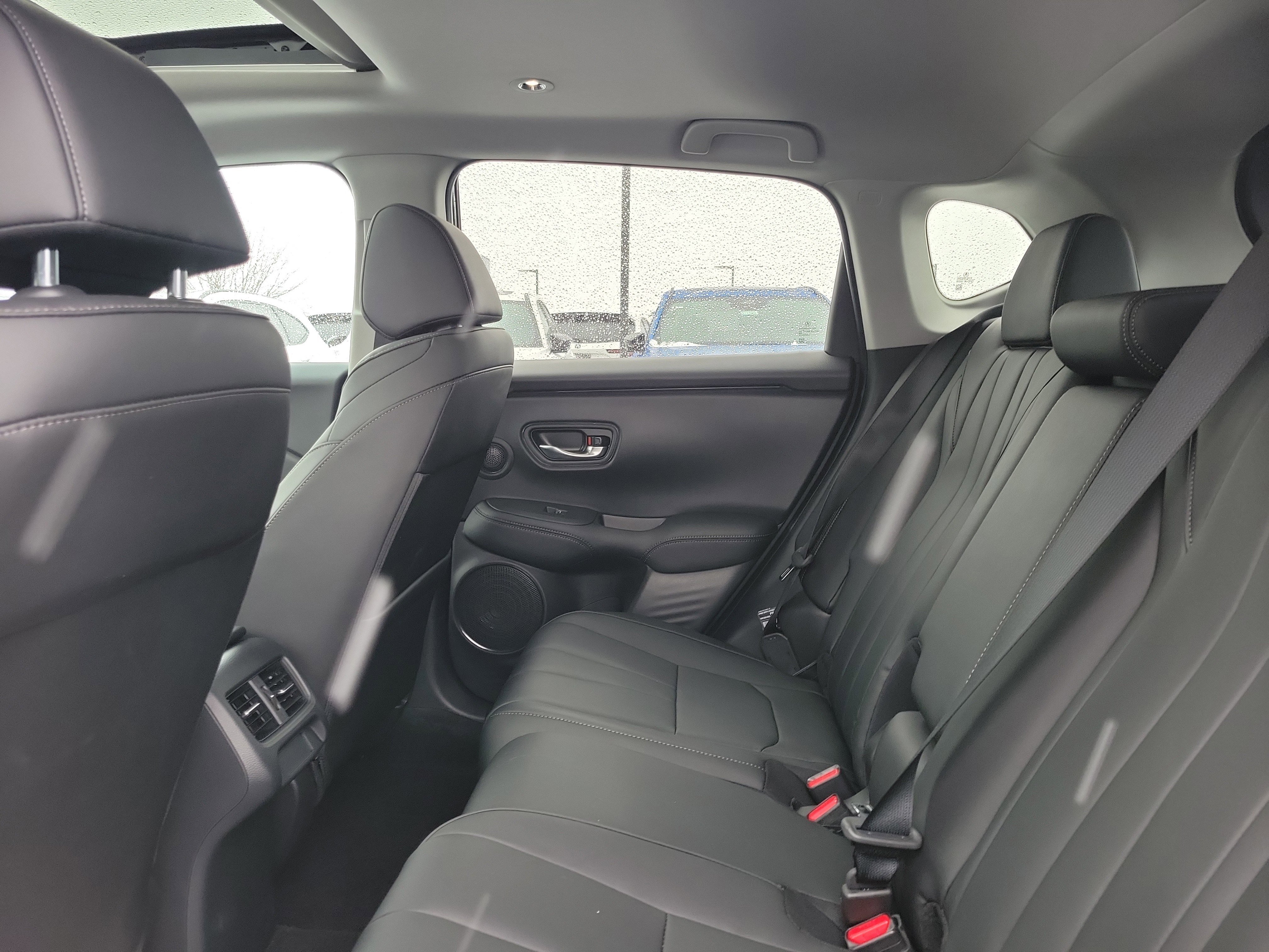 Certified 2025 Acura ADX FWD image 11