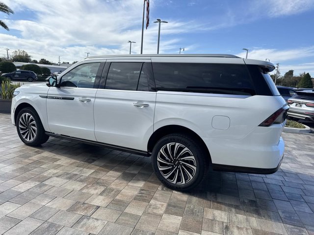 New 2025 Lincoln Navigator L Black Label image 4