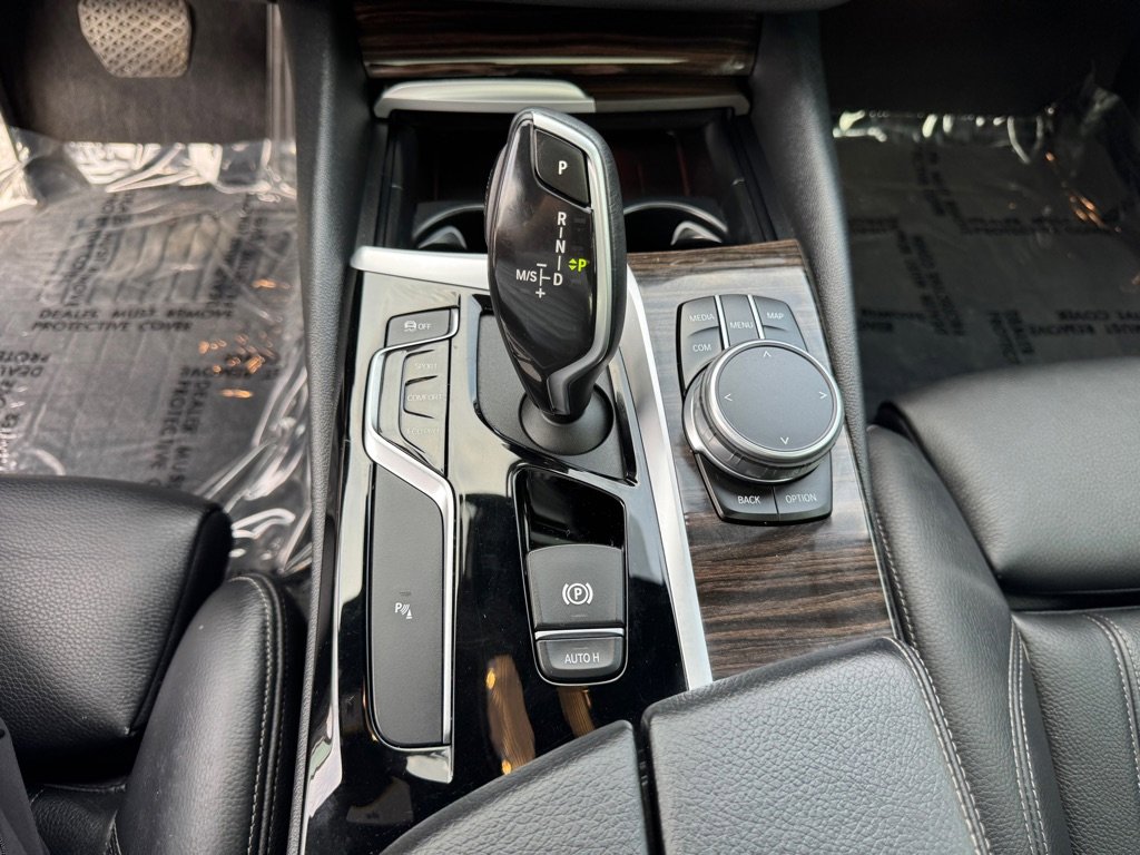 Used 2019 BMW 530i xDrive image 38