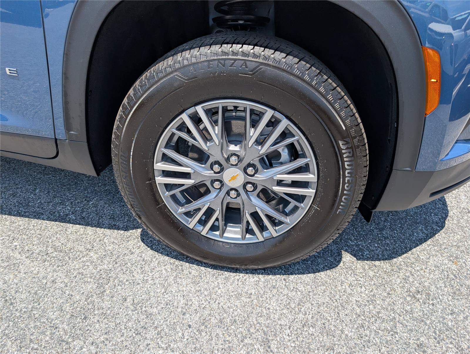 New 2026 Chevrolet Traverse LT AWD/4WD image 5