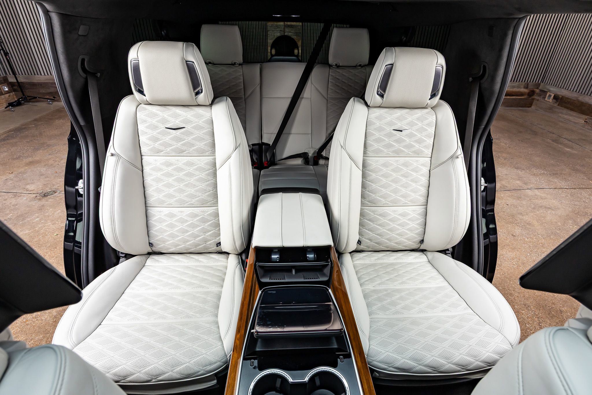 Used 2025 Cadillac Escalade Sport Platinum image 37