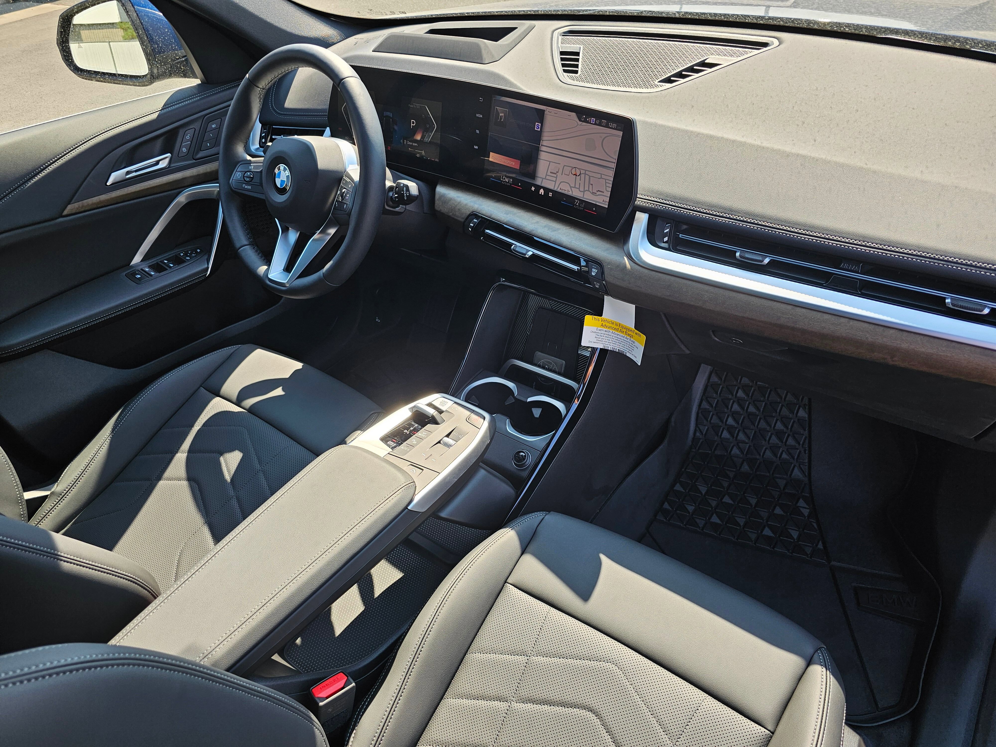 New 2025 BMW X1 xDrive28i w/ Technology Package image 16