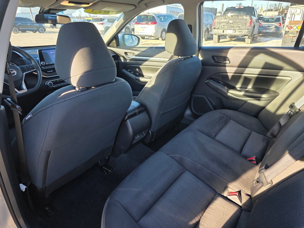 Used 2023 Nissan Altima 2.5 SV image 29
