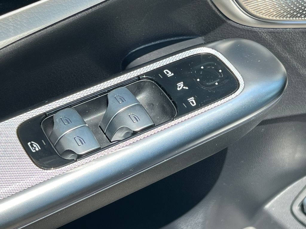 New 2026 Mercedes-Benz GLC 300 4MATIC image 16
