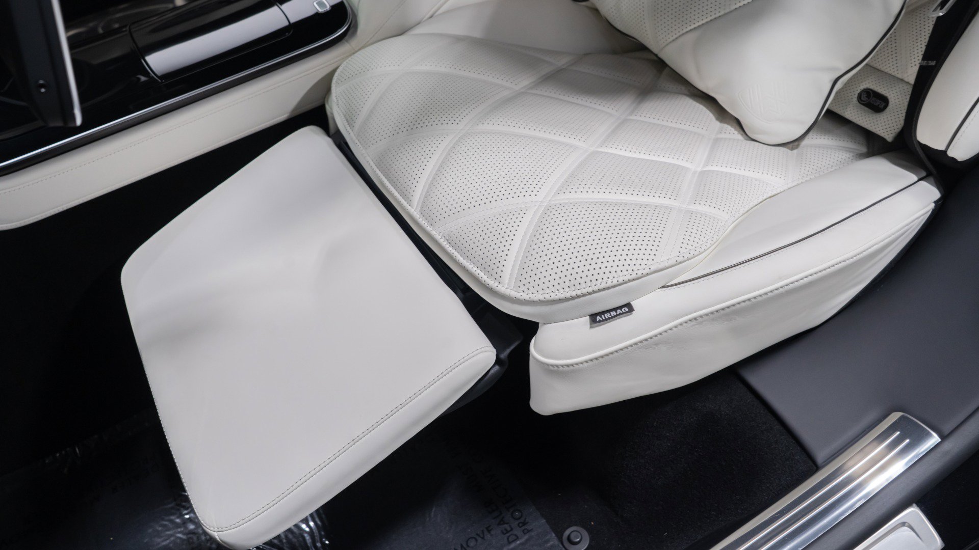 Used 2024 Mercedes-Benz Maybach S 680 4MATIC image 74