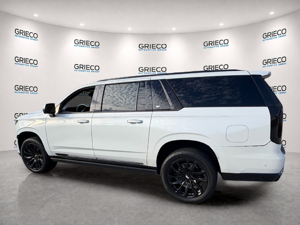 Used 2021 Cadillac Escalade ESV Sport w/ Driver Assist Tech Package AWD/4WD image 5