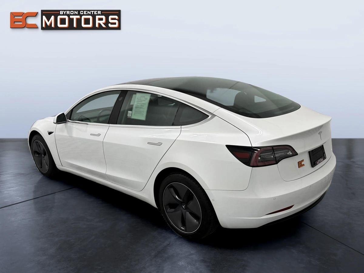 Used 2019 Tesla Model 3 Standard Range Plus RWD image 4