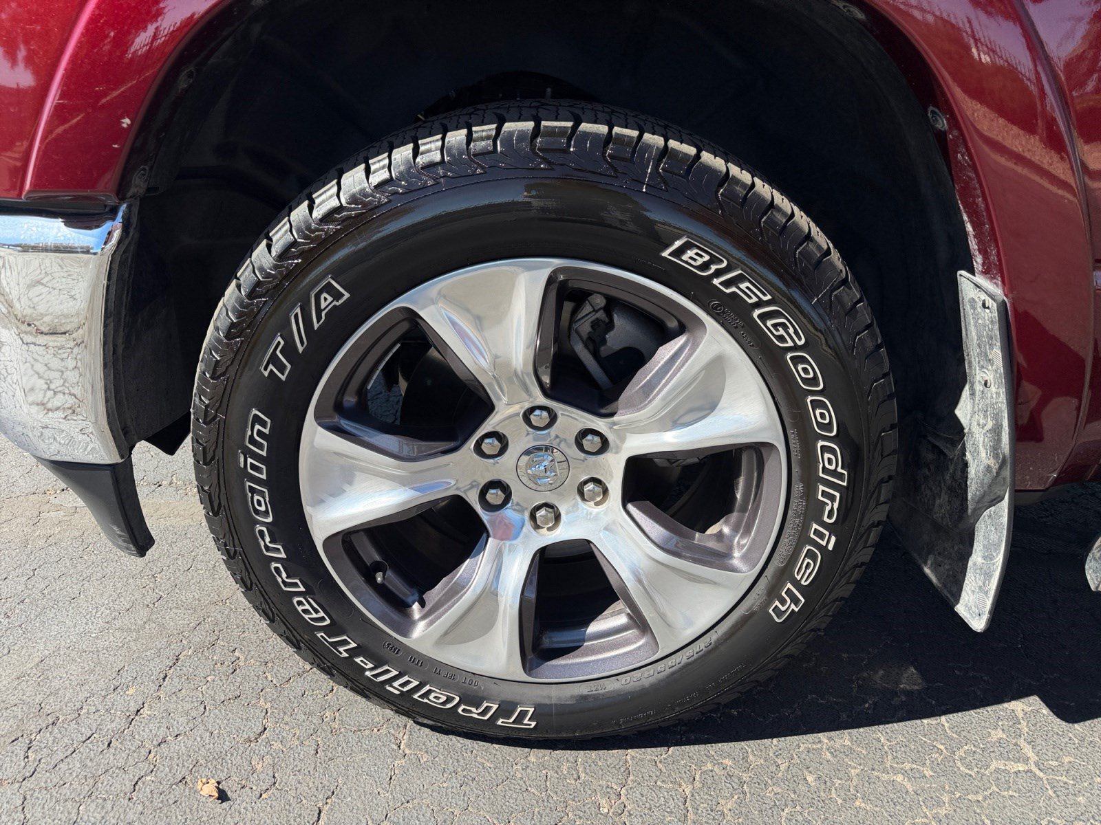 Used 2020 RAM 1500 Laramie AWD/4WD image 24