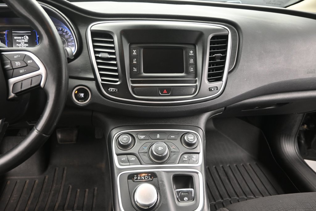 Used 2015 Chrysler 200 Limited w/ Convenience Group FWD image 36