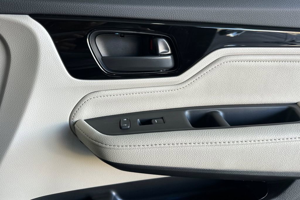 New 2026 Honda Odyssey Touring image 20