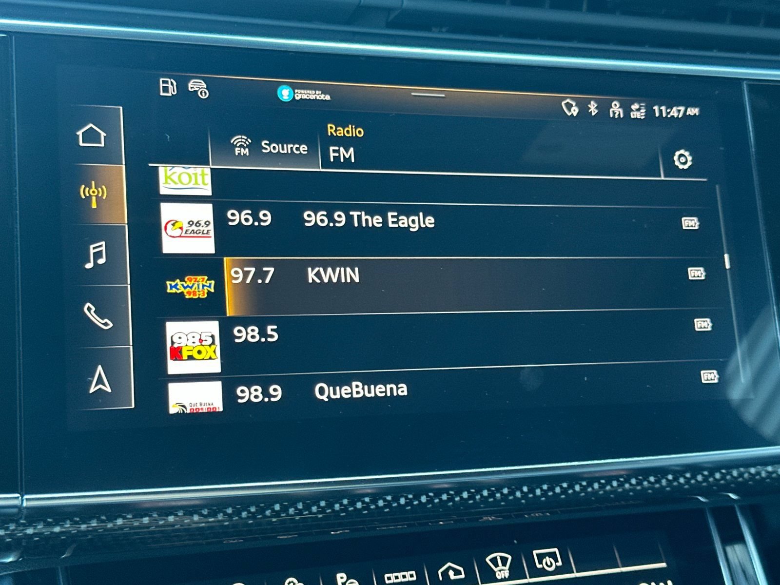 Used 2023 Audi SQ7 Prestige w/ Prestige Package AWD/4WD image 17