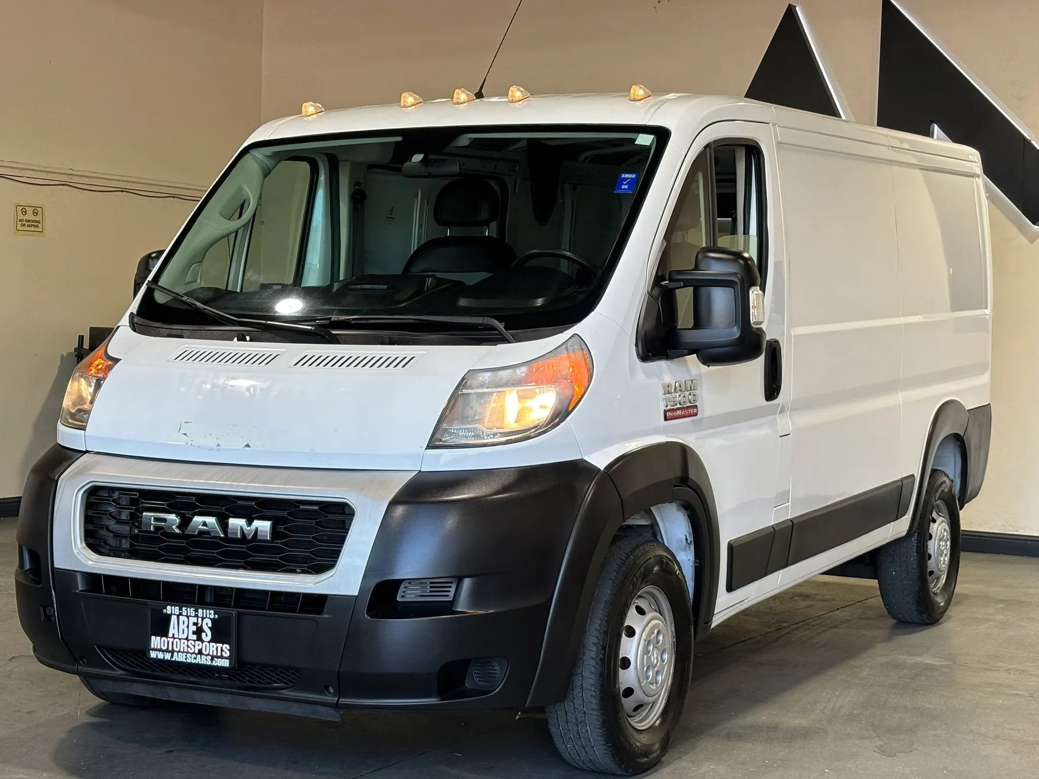 Used 2019 RAM ProMaster 1500 FWD image 1