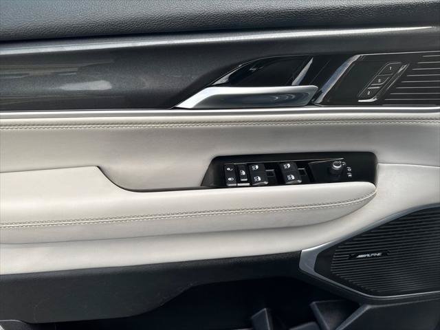 Used 2022 Jeep Wagoneer Series I w/ Convenience Group I AWD/4WD image 13