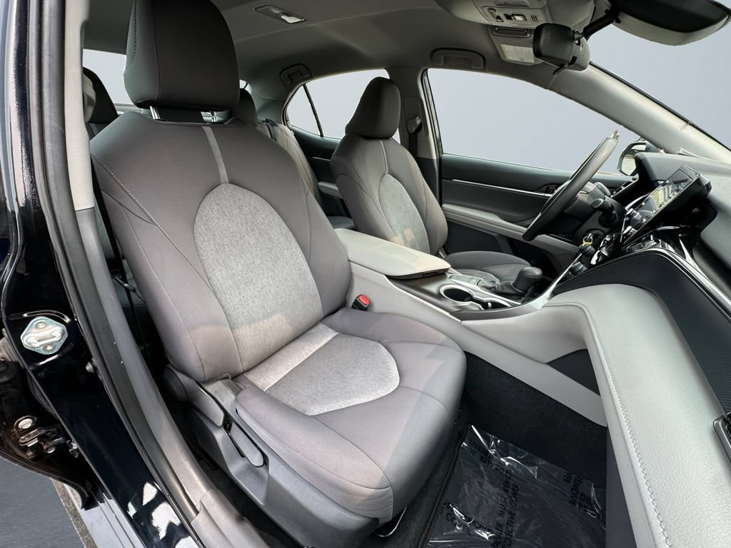 Used 2024 Toyota Camry LE FWD image 15