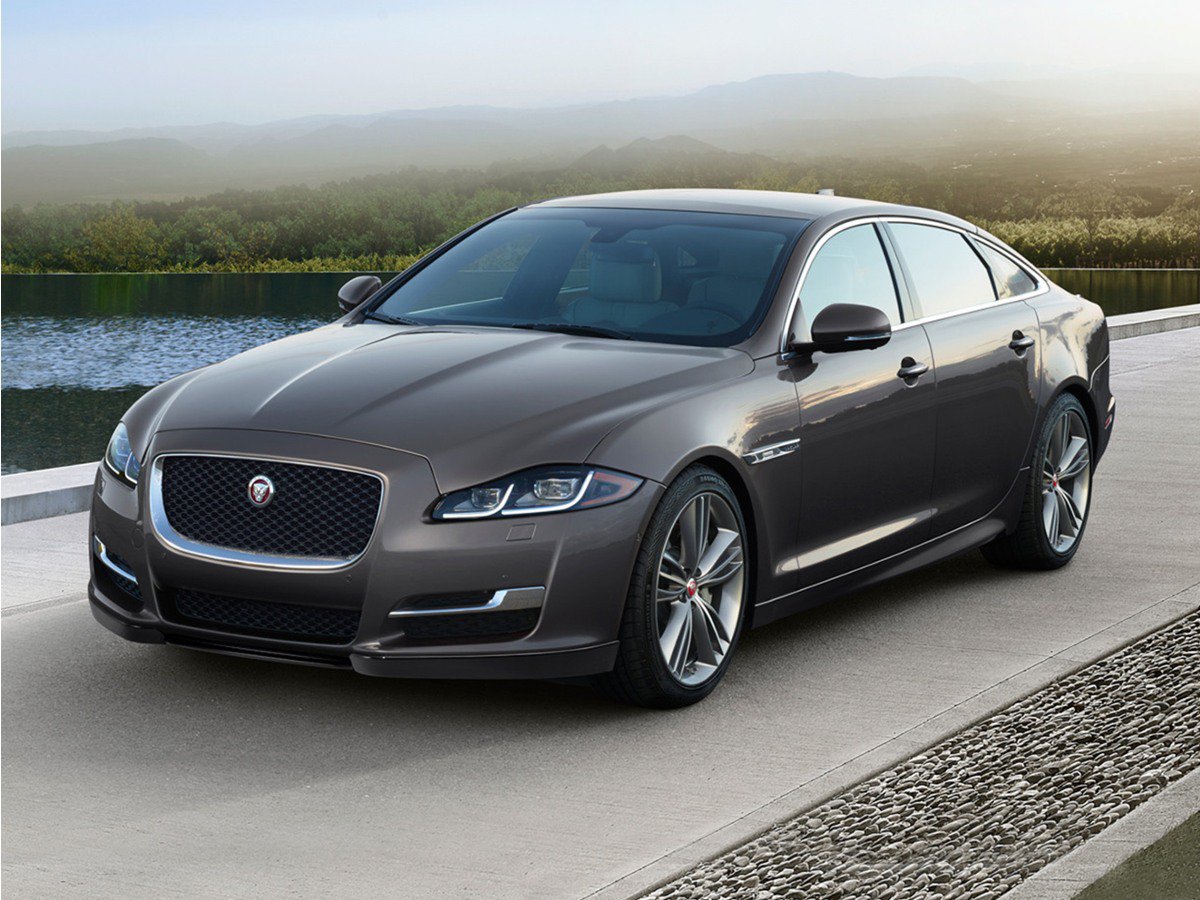 Used 2019 Jaguar XJ R-Sport RWD image 1