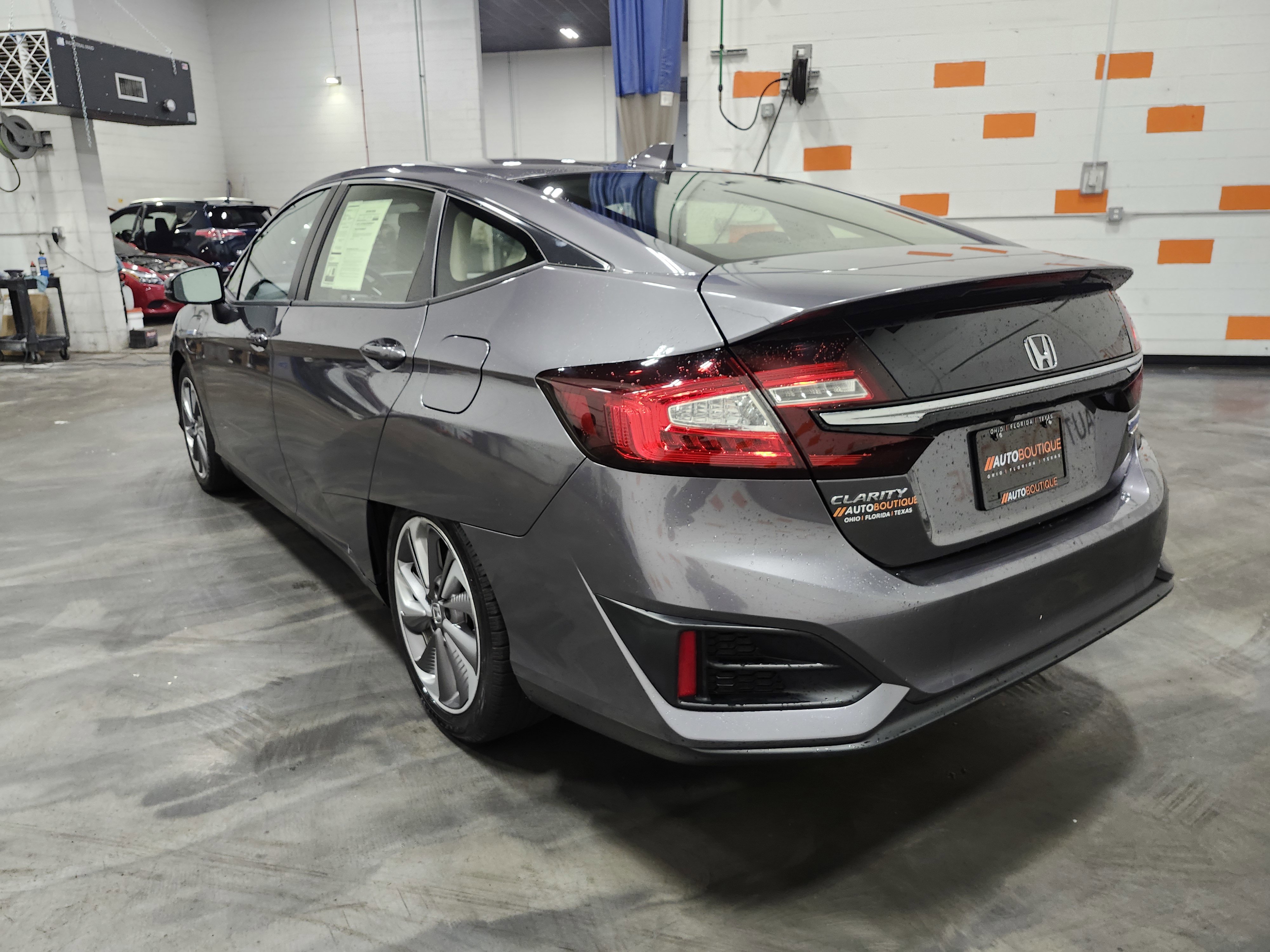 Used 2020 Honda Clarity Touring image 16