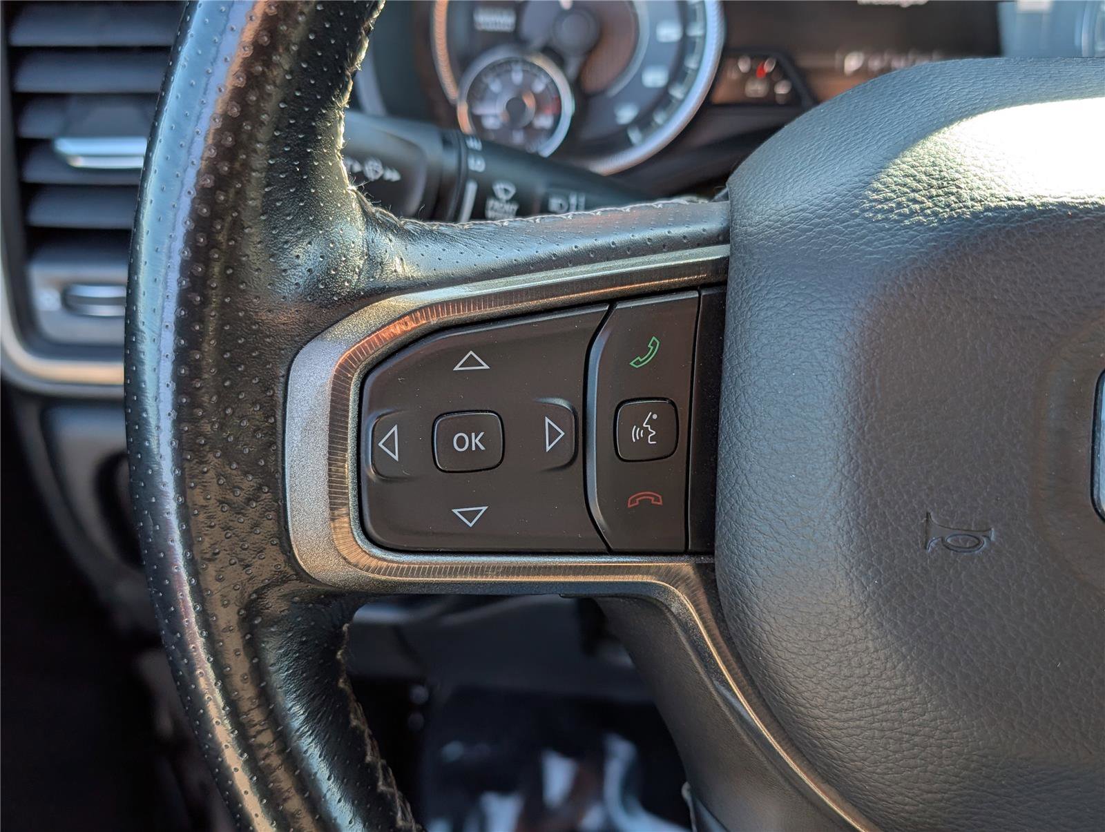 Used 2020 RAM 1500 Rebel image 21