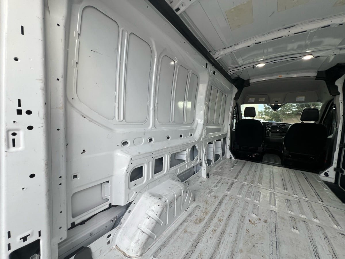 Used 2023 Ford Transit 250 Medium Roof AWD image 17