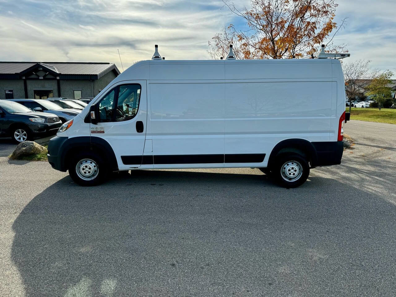Used 2015 RAM ProMaster 2500 w/ Interior Convenience Group image 9