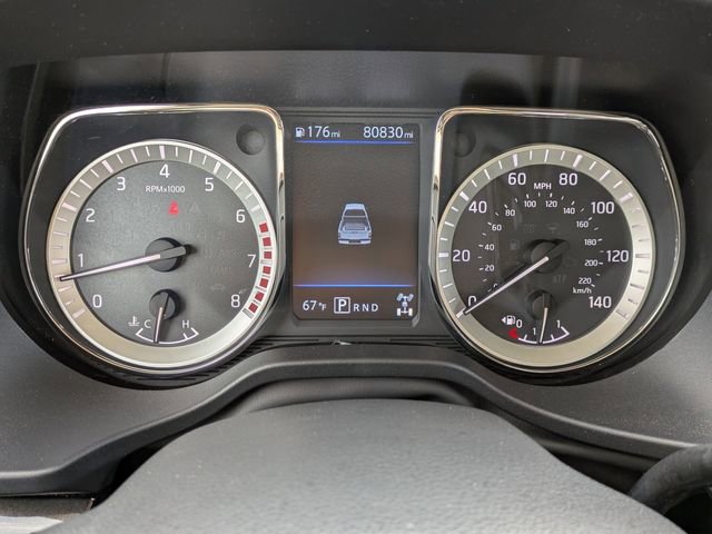 Used 2019 Nissan Titan SV image 28