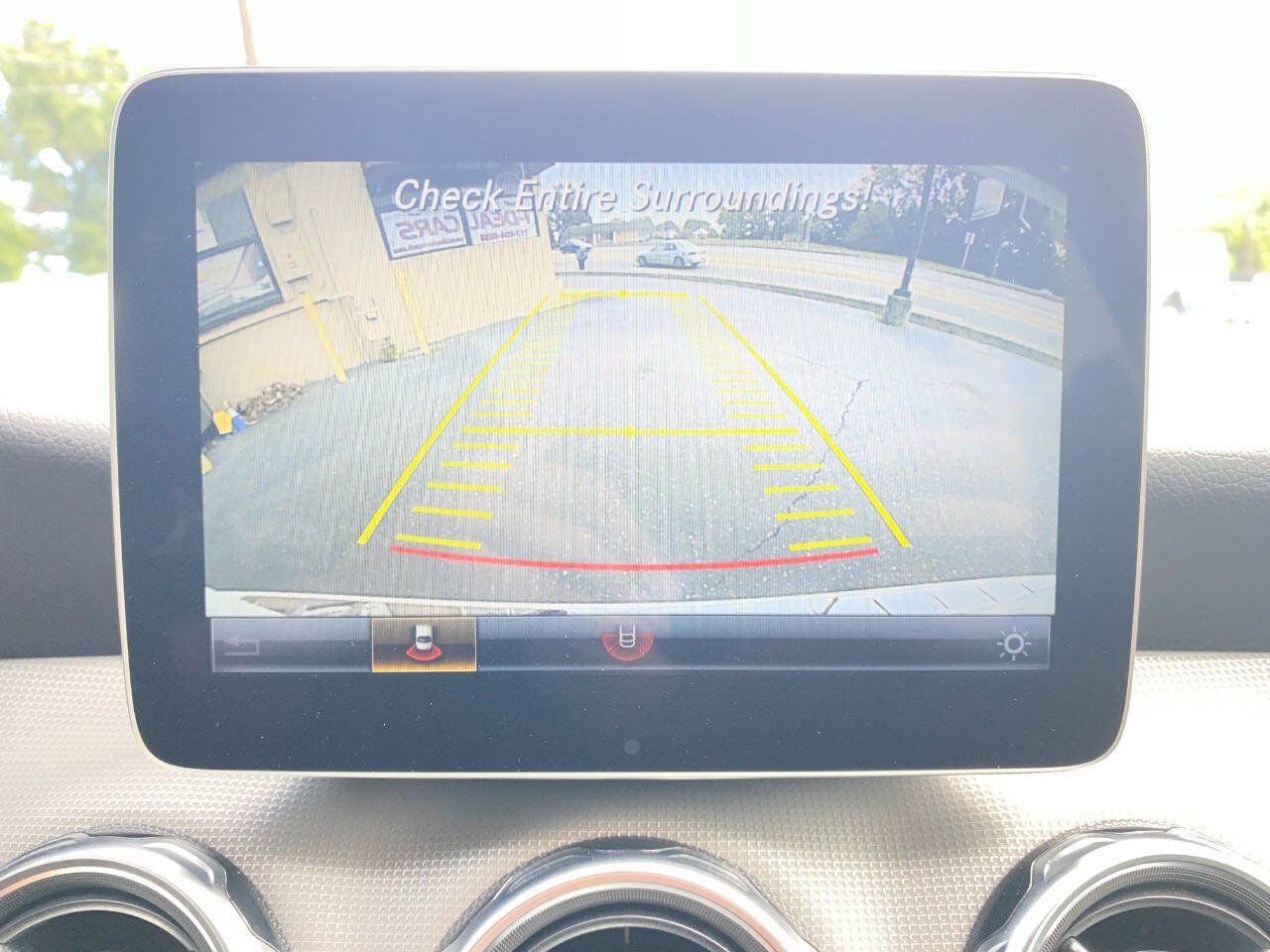 Used 2020 Mercedes-Benz GLA 250 4MATIC image 16