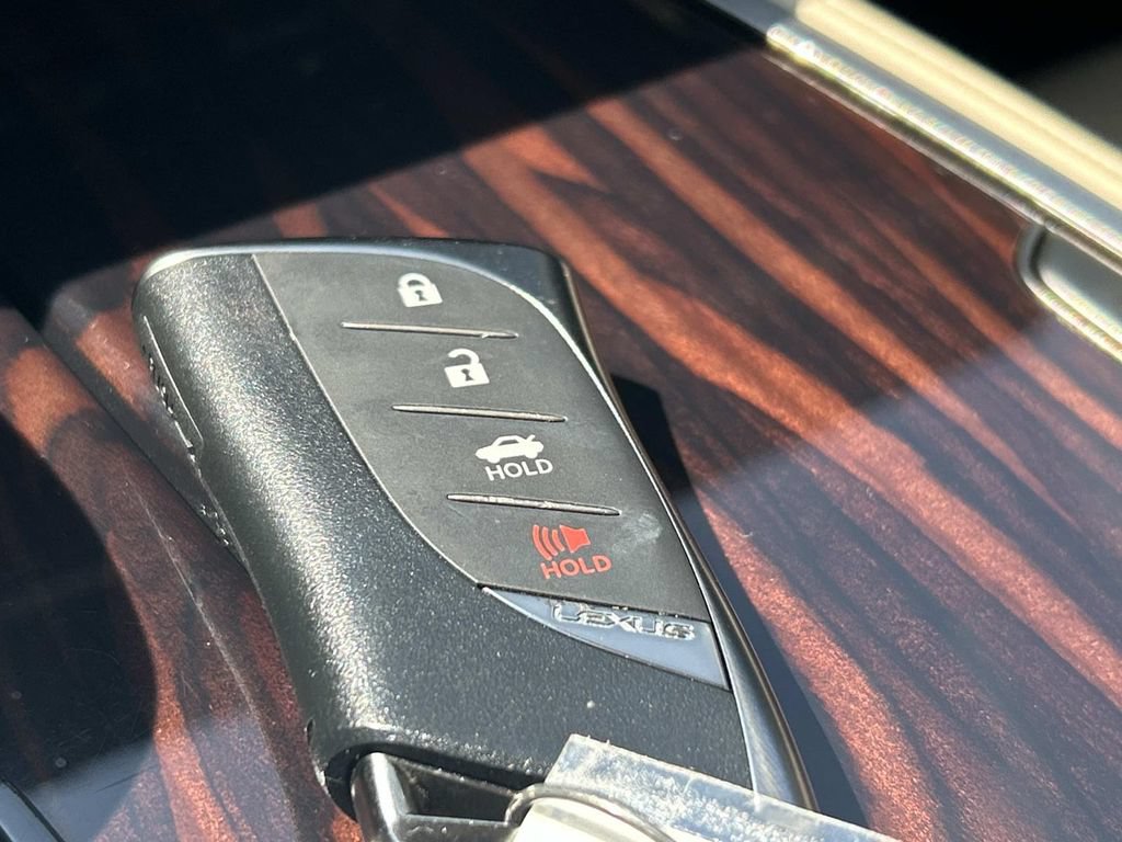 Used 2019 Lexus LS 500 AWD w/ Luxury Package image 37