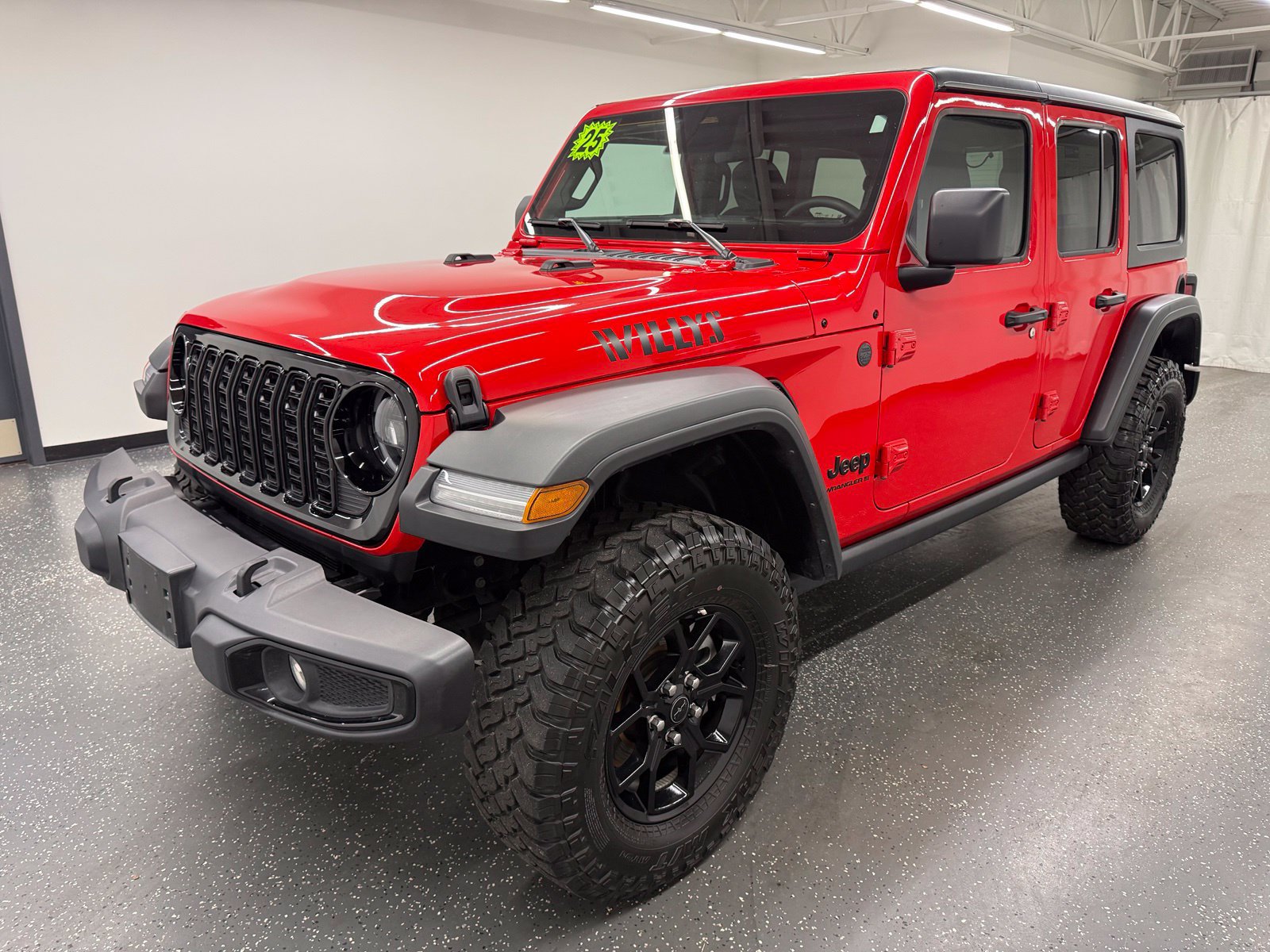 Used 2025 Jeep Wrangler Unlimited Sport AWD/4WD image 4