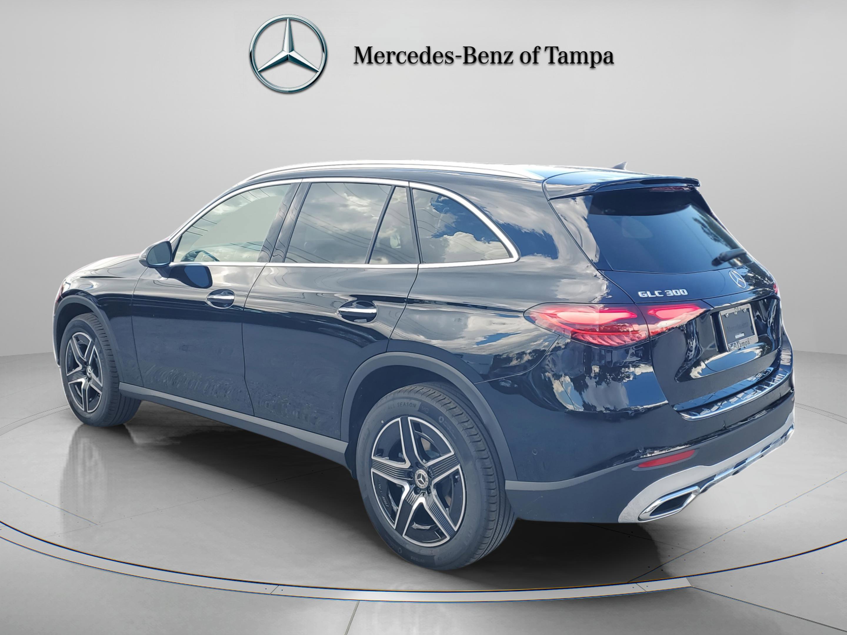 Certified 2026 Mercedes-Benz GLC 300 4MATIC image 3