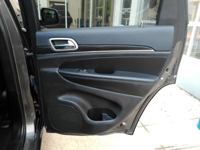 Used 2021 Jeep Grand Cherokee Limited w/ Luxury Group II RWD image 26