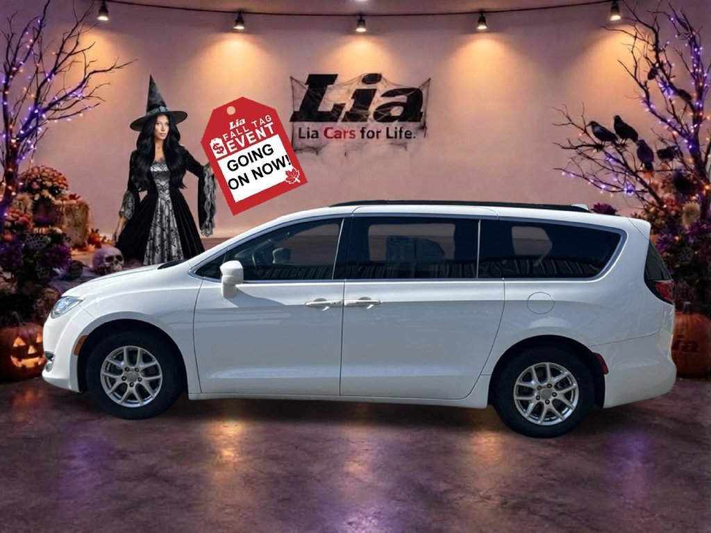 Certified 2020 Chrysler Pacifica Touring FWD image 8