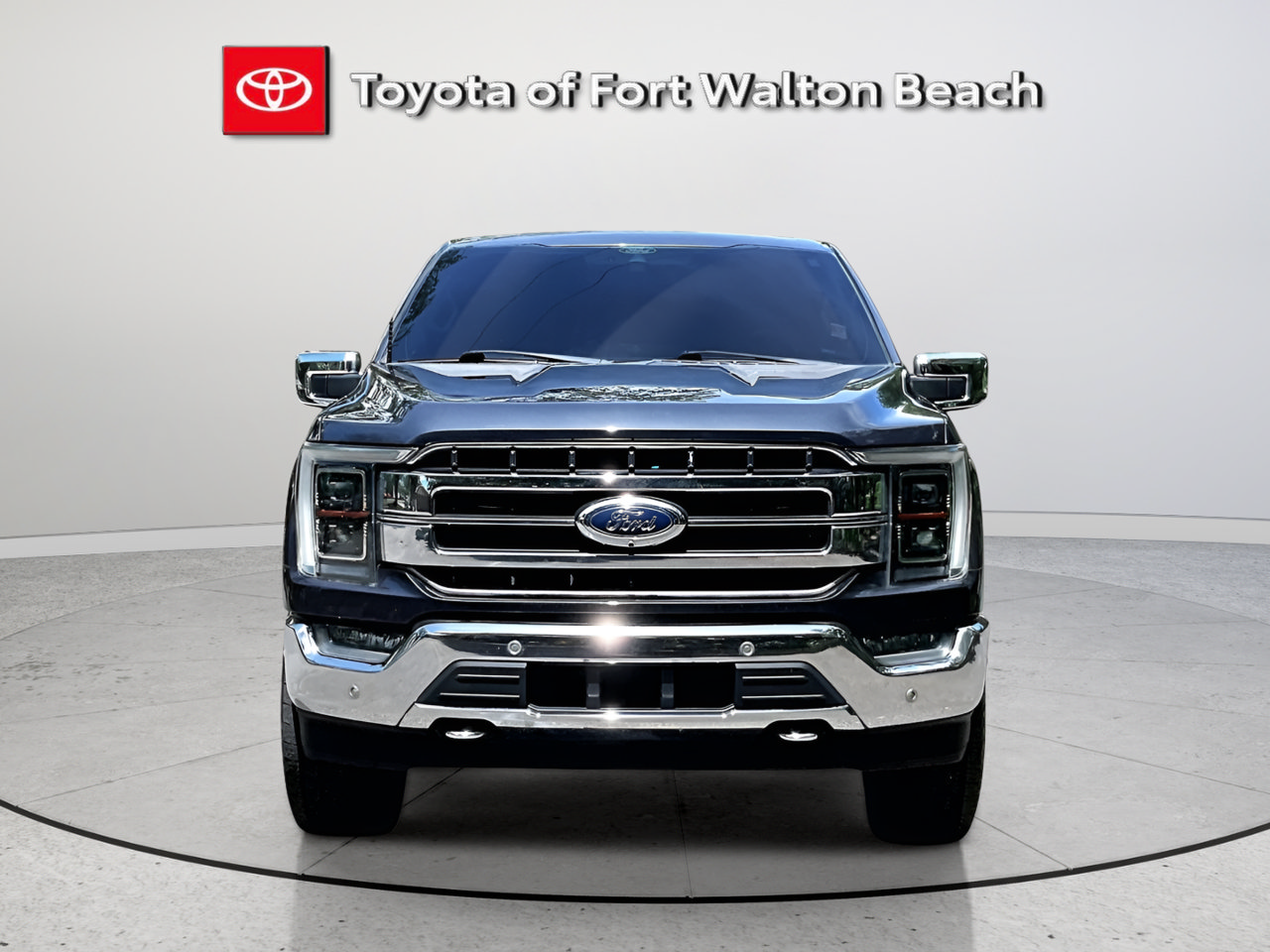 Used 2021 Ford F150 Lariat w/ Equipment Group 502A High AWD/4WD image 3