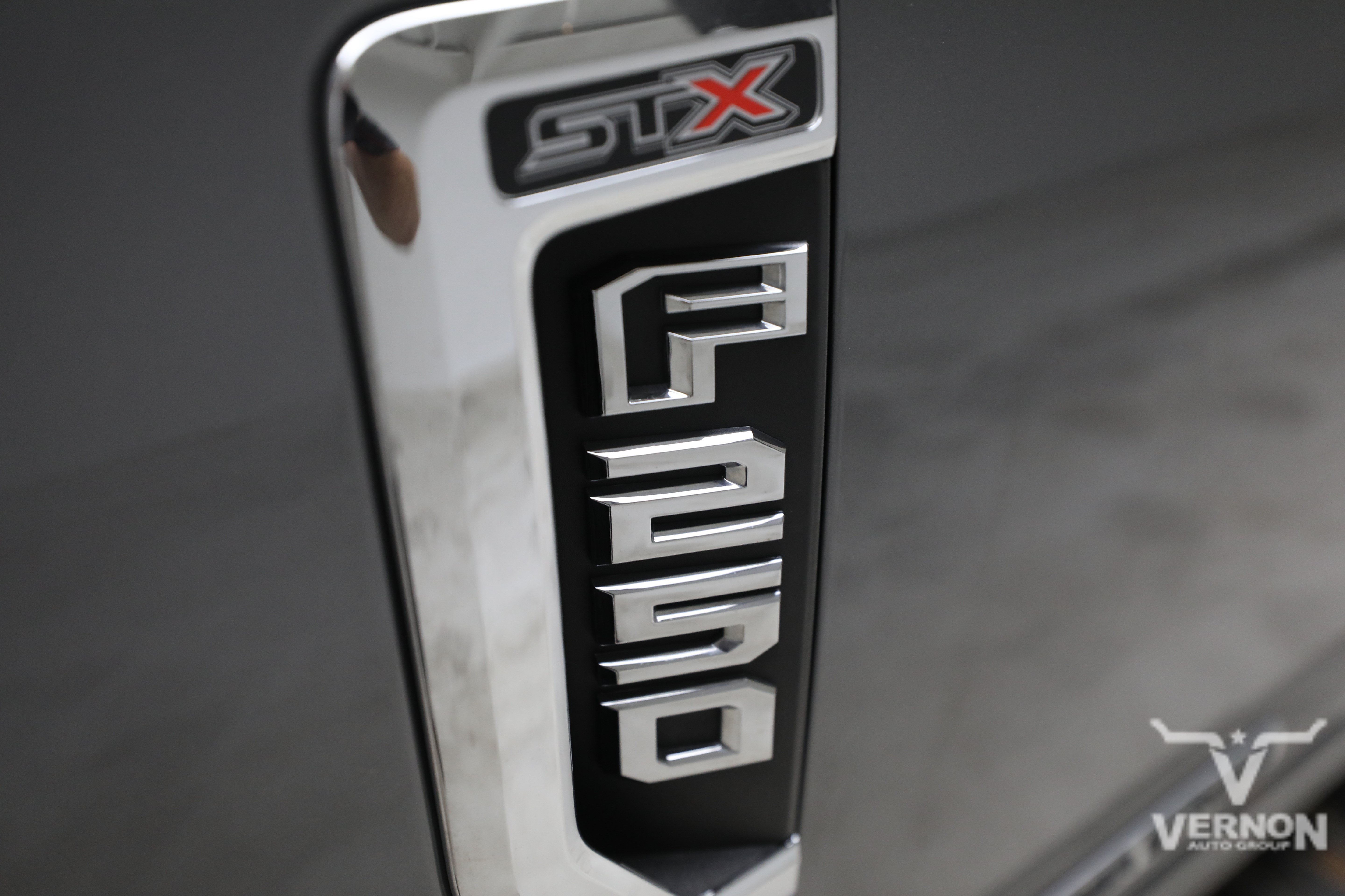 Used 2022 Ford F250 XL w/ STX Appearance Package AWD/4WD image 11