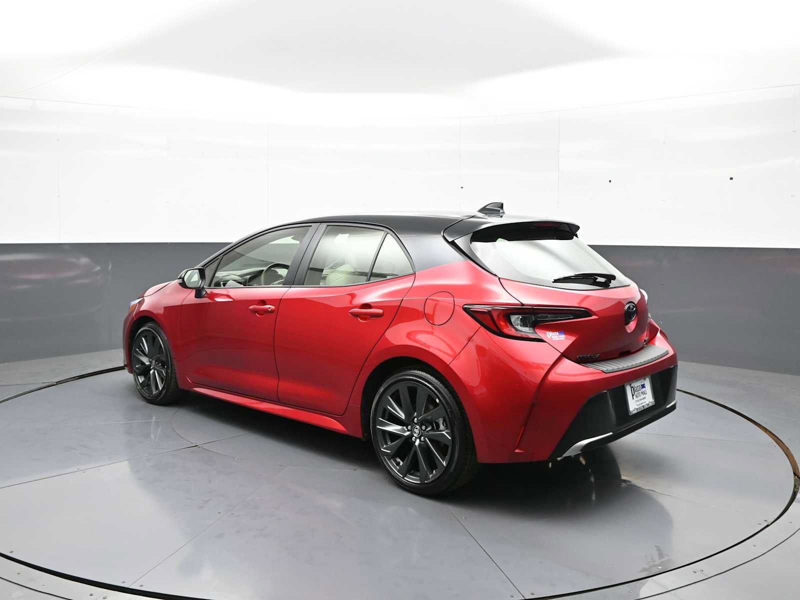 Used 2025 Toyota Corolla XSE FWD image 7