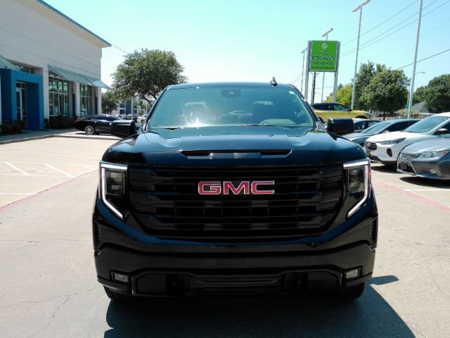 Used 2025 GMC Sierra 1500 Elevation AWD/4WD image 2