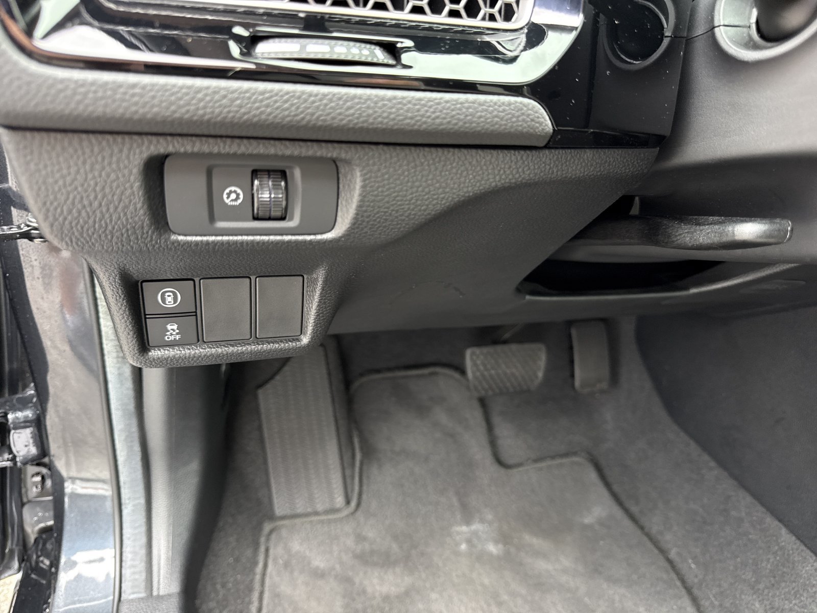 Used 2024 Honda Civic EX-L image 16