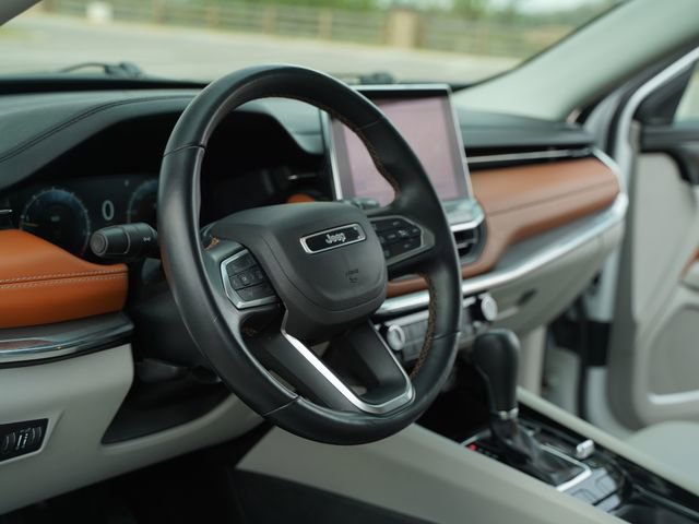 Used 2022 Jeep Compass Limited w/ Elite Group image 27