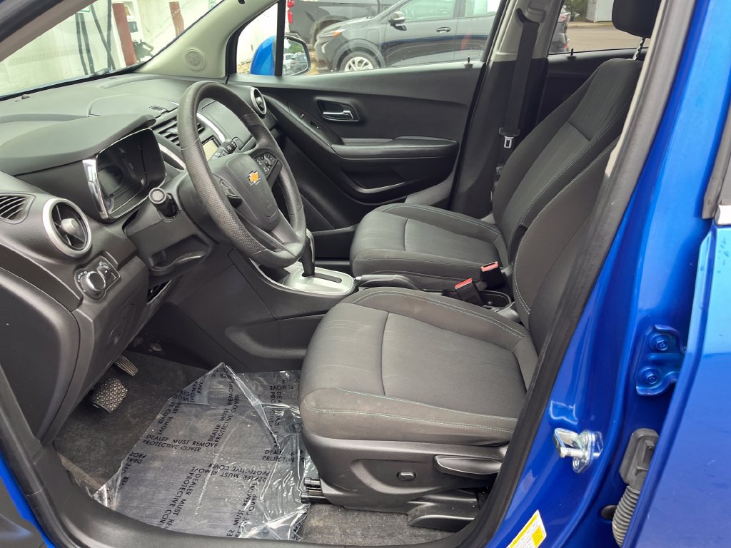 Used 2015 Chevrolet Trax LT AWD/4WD image 10