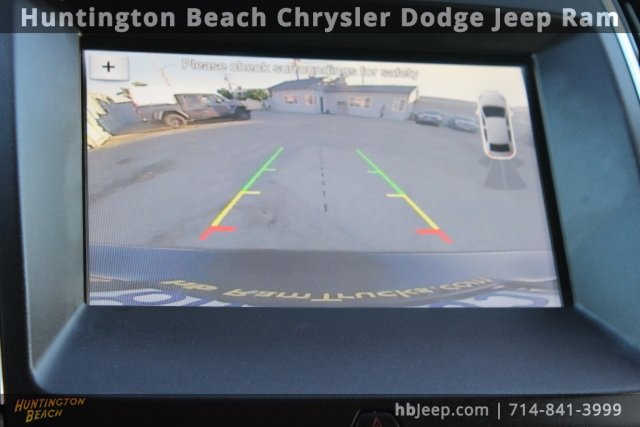 Used 2018 Ford Edge Titanium image 28