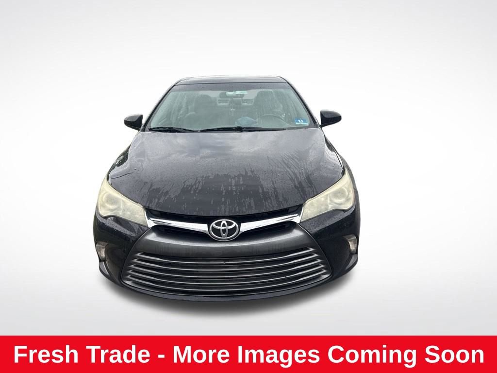 Used 2016 Toyota Camry LE FWD image 1