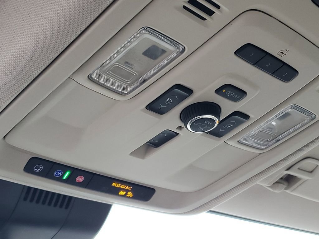 Certified 2023 GMC Yukon Denali w/ Advanced Technology Package image 22