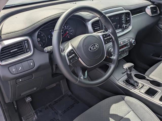 Used 2020 Kia Sorento S image 9