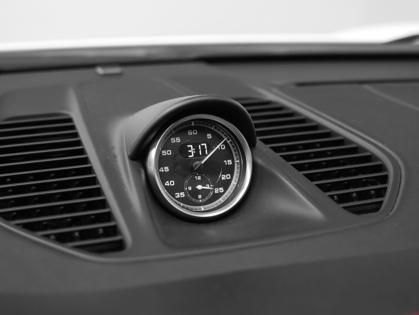 Certified 2016 Porsche 911 Carrera GTS RWD image 55