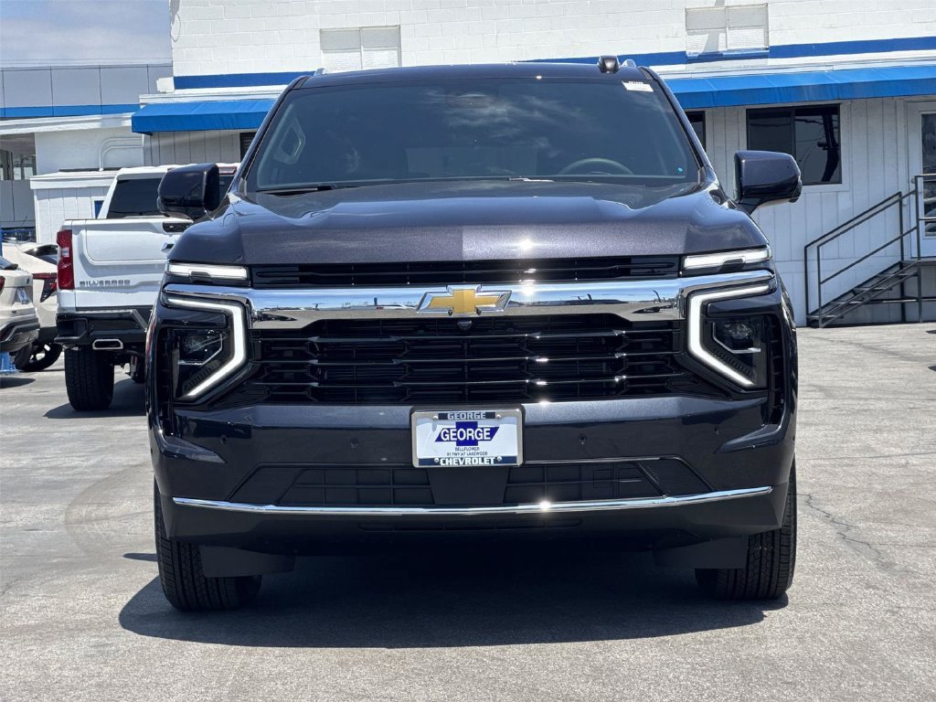 New 2026 Chevrolet Suburban LS RWD image 2